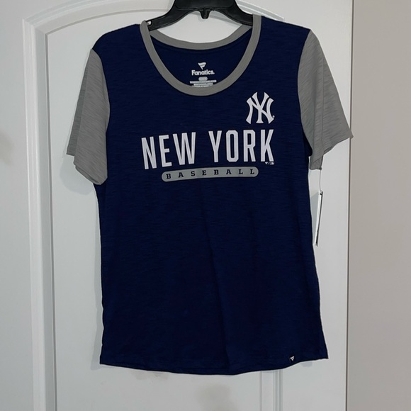 Fanatics Tops - Top Women’s NY Yankees